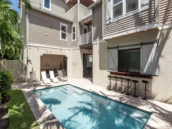 Anna Maria 4 Bedroom Pool Home Home Short Walk to Beach